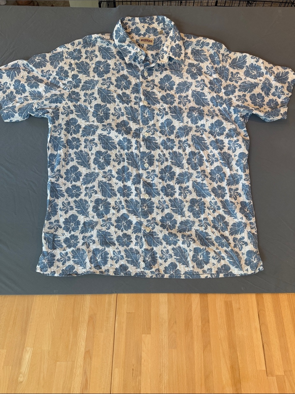 RedHead -  White and Blue Floral Short-Sleeve Button-Down Shirt